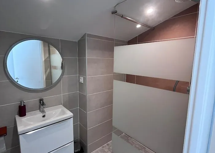 Apartman Le Des Louis Chanos-Curson